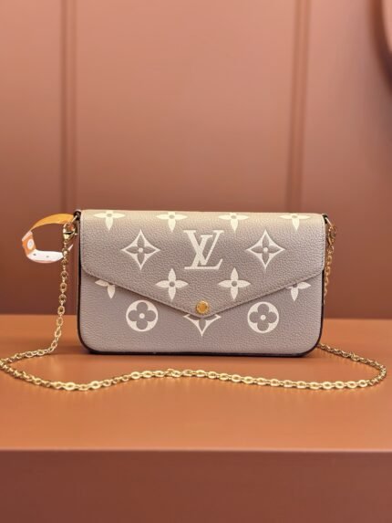 Louis Vuitton POCHETTE FÉLICIE Chain bag M82610